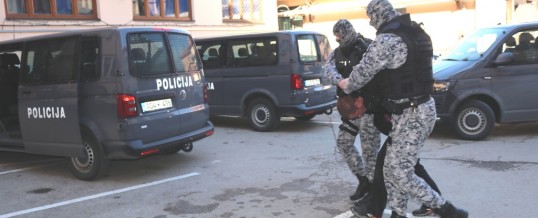 Uprava policije – Izvršeni pretresi na više lokacija – 12 lica lišeno slobode