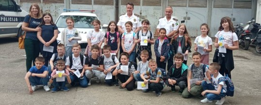 Posjeta učenika osnovne škole Policijskoj upravi Lukavac