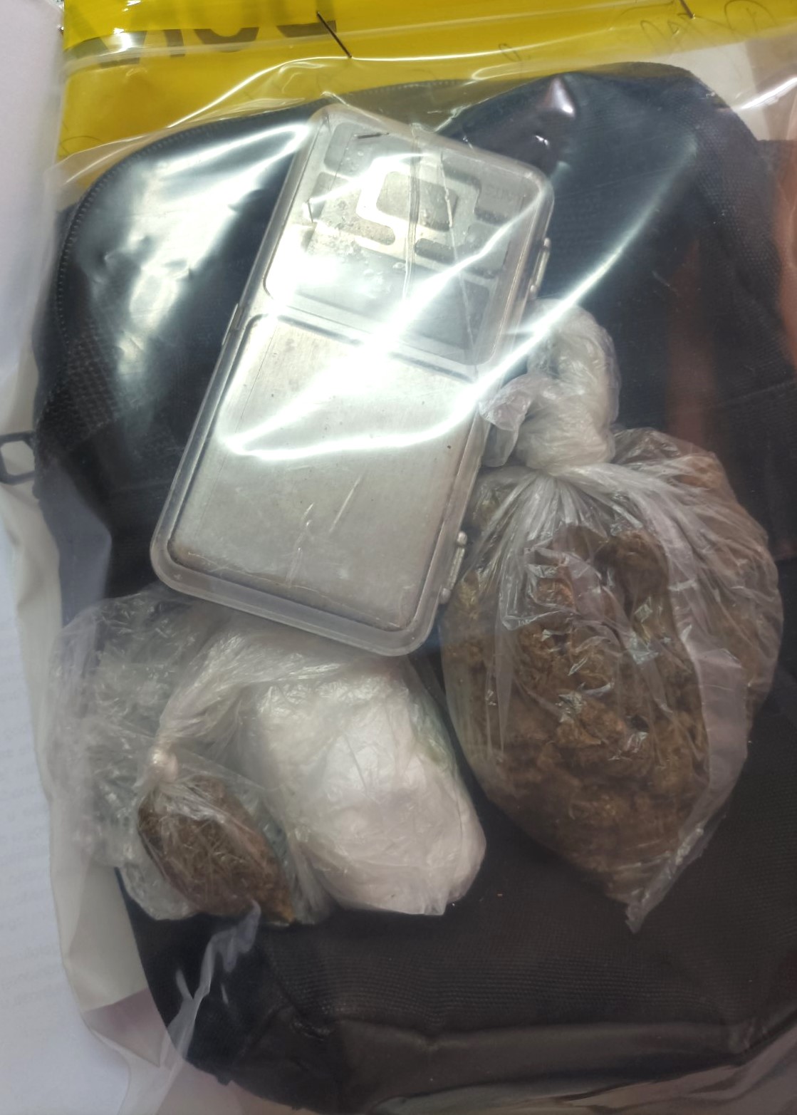 Uprava policije/SKP – u Gračanici pronađena i oduzeta  opojna droga