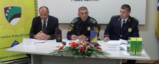 U Tuzli održan sastanak direktora FUP-a  i policijskih komesara kantonalnih MUP-ova