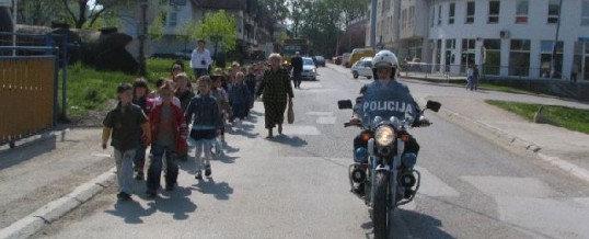 Prevetnivne aktivnosti policije povodom početka nove školske godine