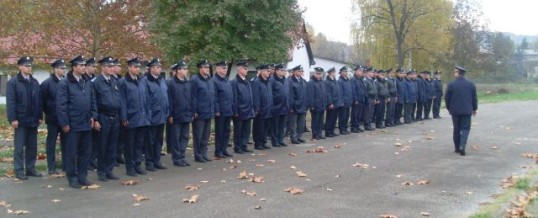 Održana redovna smotra i obuka policijskih službenika Policijske uprave Tuzla